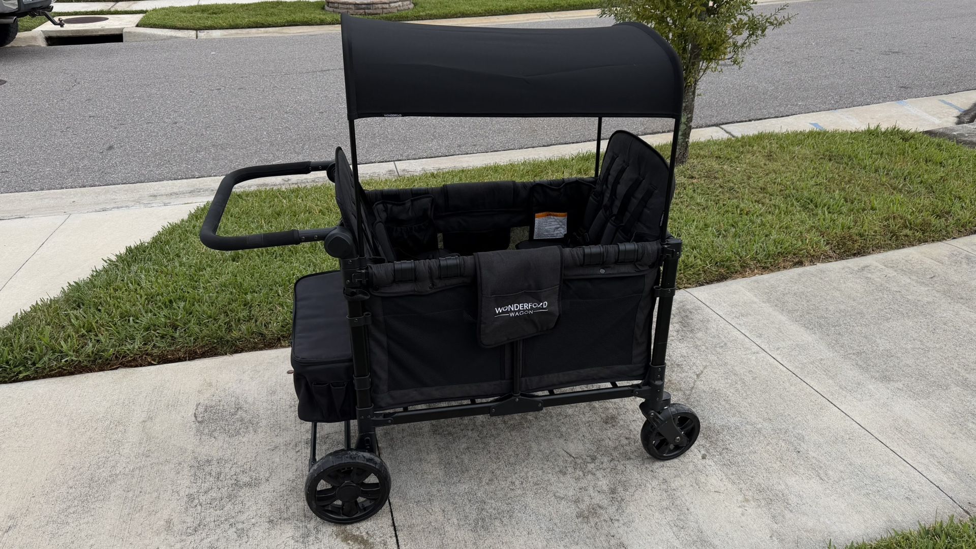 Wonderfold W4 Elite Stroller Wagon + Accessories — EXCELLENT CONDITION! 🌟