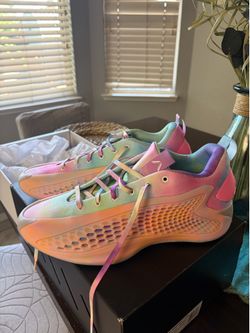Anthony Edward’s adidas AE Low sizes 10.5