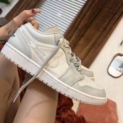 Jordan 1 Low White Camo