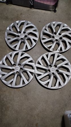 OEM Toyota Hubcaps Set of 4 Silver 16"