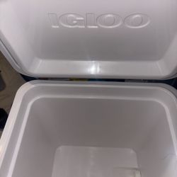 Red Igloo Cooler With Bottle Opener 