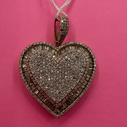Diamond Heart Pendant 