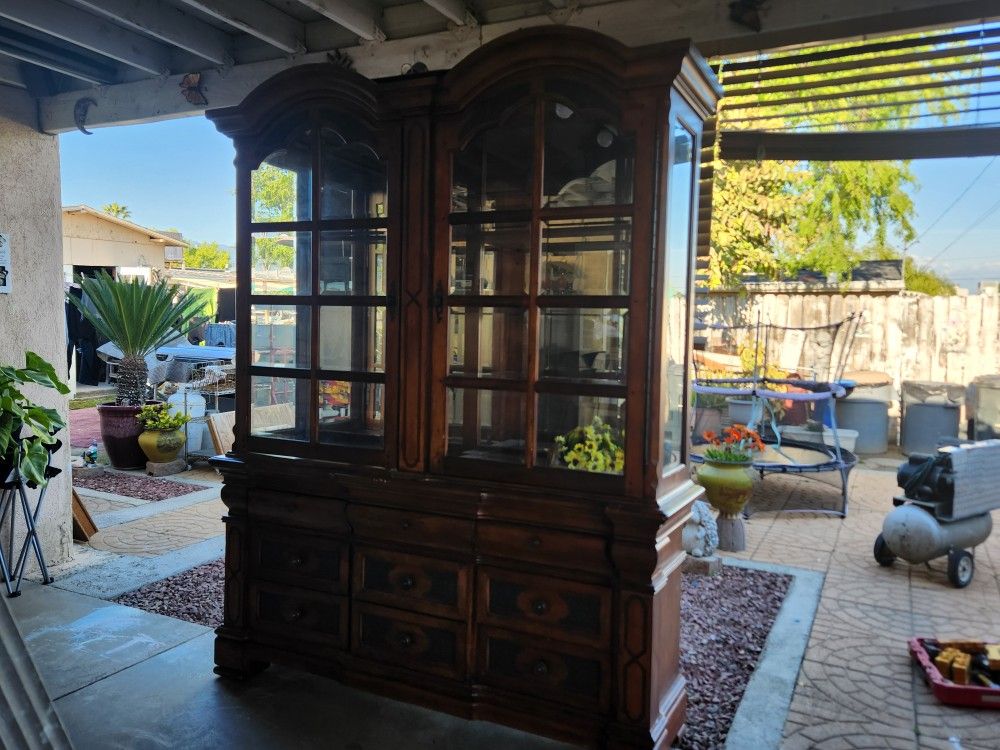 China Cabinet 