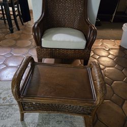 Pier 1 Import Chair And Ottoman Set