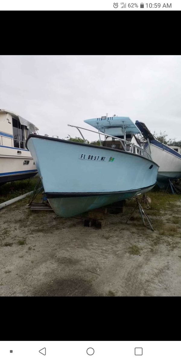 26ft Center console boat for Sale in Melbourne, FL - OfferUp