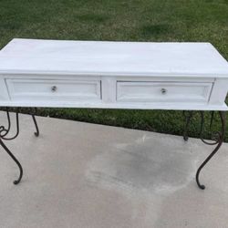 Entry Way Table