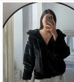 Alo faux fur jacket XS