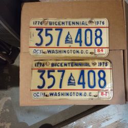 Vintage Bicentennial Licence Plate Set 