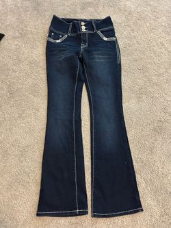 Like new size 5 stretch Silver Diva Blue Rhinestone Pocket Boot Cut Jeans cowgirl cowboy