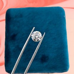Round Diamond Certified By IGI