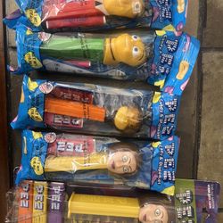 765 Assorted Pez Dispensers. 