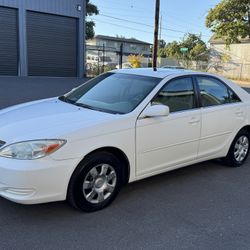 2004 Toyota Camry