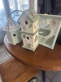 Decorative Bird Houses And Tray