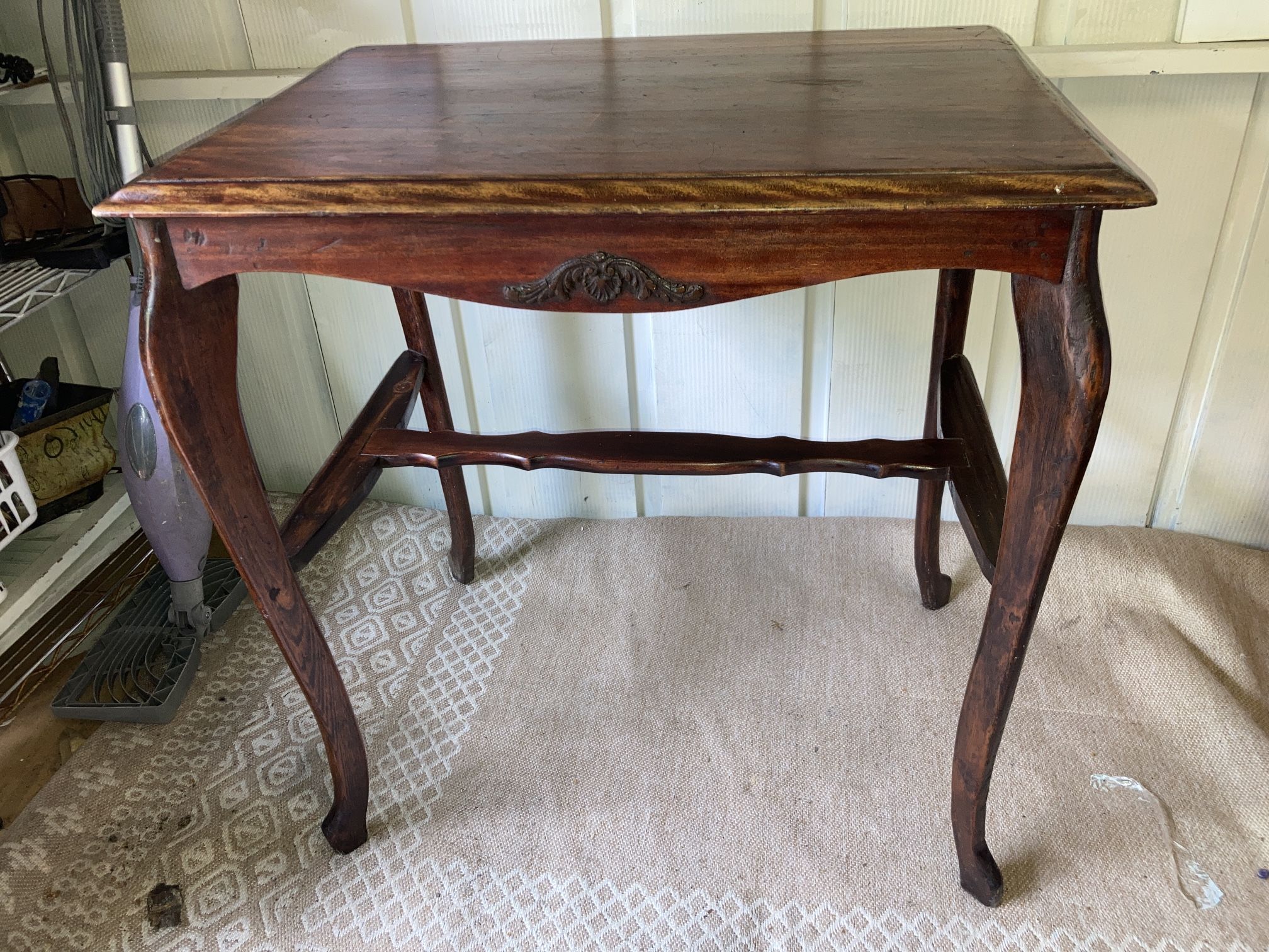 Antique Knoxville Table Co Tea Table