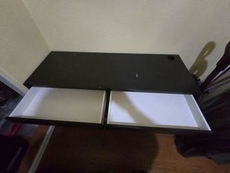 Computer desk