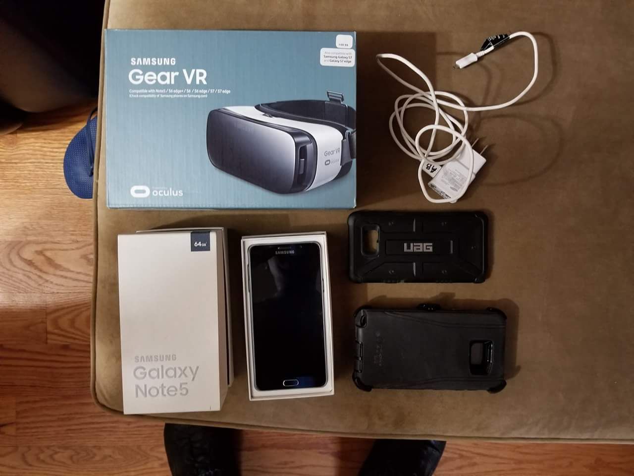 Samsung note 5 with extras