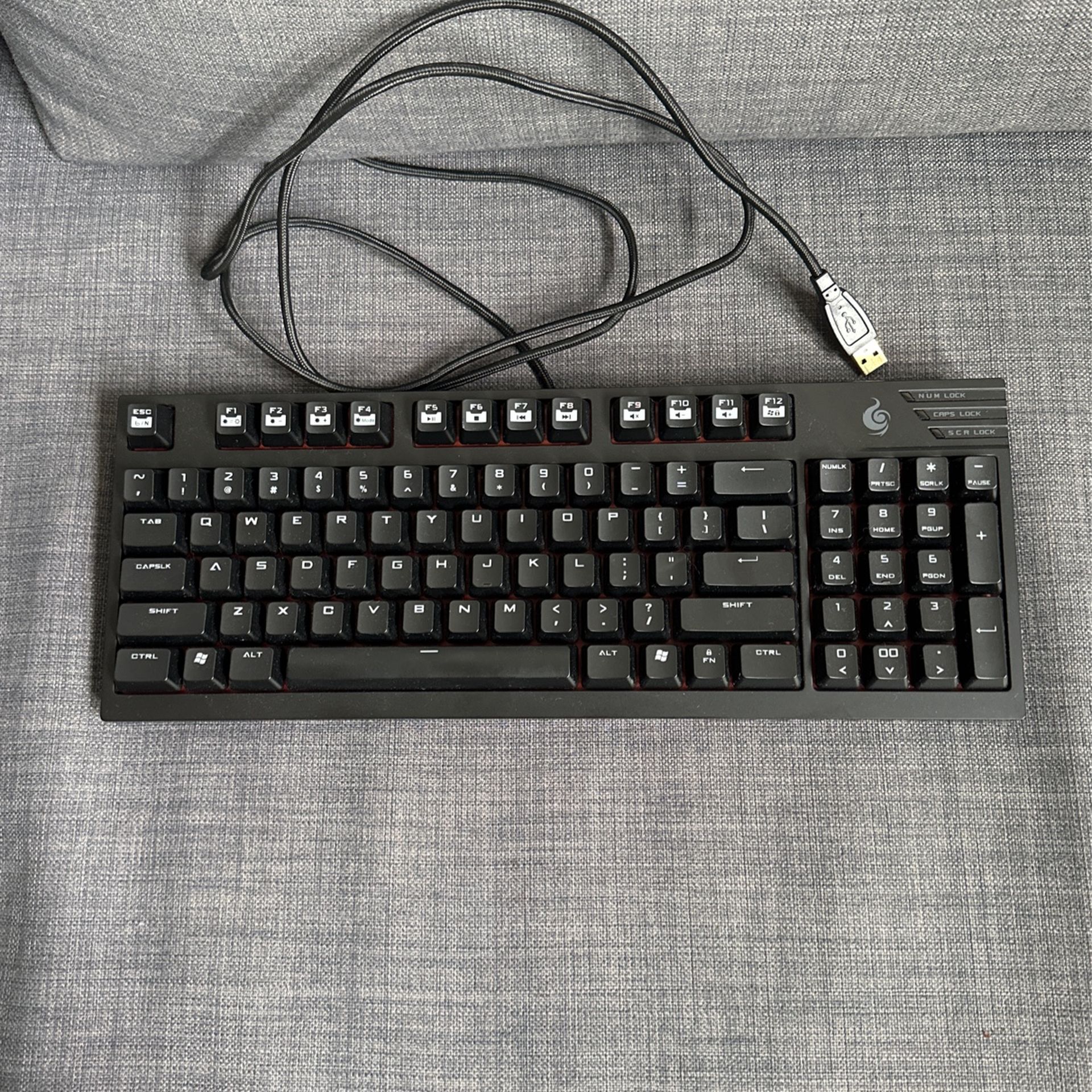 CM Storm QuickFire Ultimate - Full Size Mechanical Gaming Keyboard