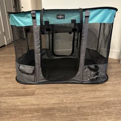 Brand New Pop Up Dog/Cat Crate