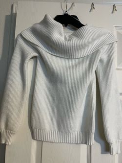 White womens sweater medium