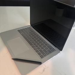 Microsoft Surface Laptop Studio - 3050ti - I7 - 512 SSD - 16gb Ram