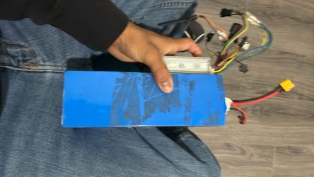 stock controller for a DC brushless motor, HANI Energy HA103 36V 6.0Ah (216.0Wh) lithium-ion battery pack