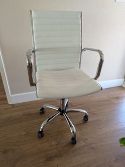 Adjustable Desk Chair