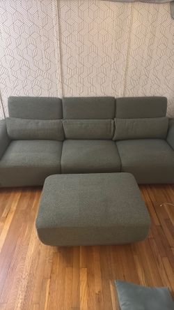Sectional modular couch