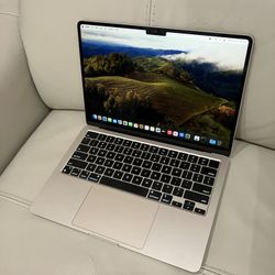  Macbook Air 13” M2 8GB/512GB like New and software for Free