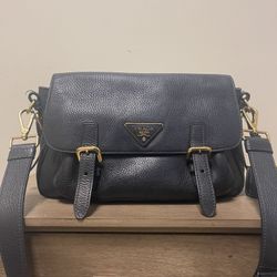 Prada Vitello Daino Messenger Bag