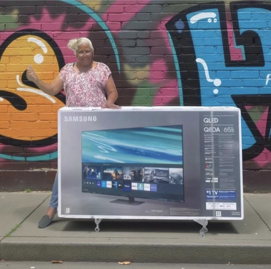 65 “ Samsung Smart 4K QLED HDR TV