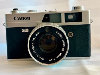 Vintage Canon Canonet QL17 Rangefinder Camera