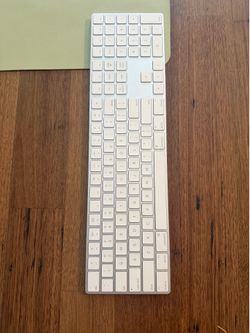 Magic Keyboard