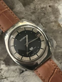 Citizen V2 Mens Wristwatch