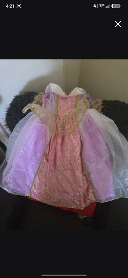 Princess custom 8- 10 medium