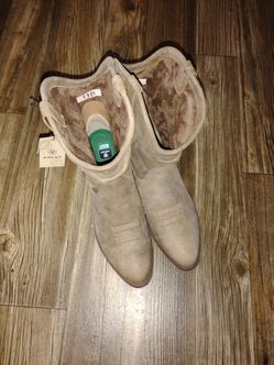 Ariat boots size 11