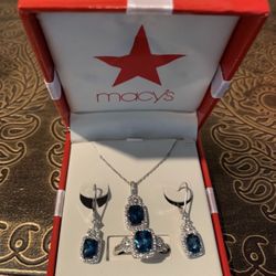 Sterling Silver London Blue Topaz Boxed Set