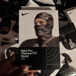 Nike ski mask 