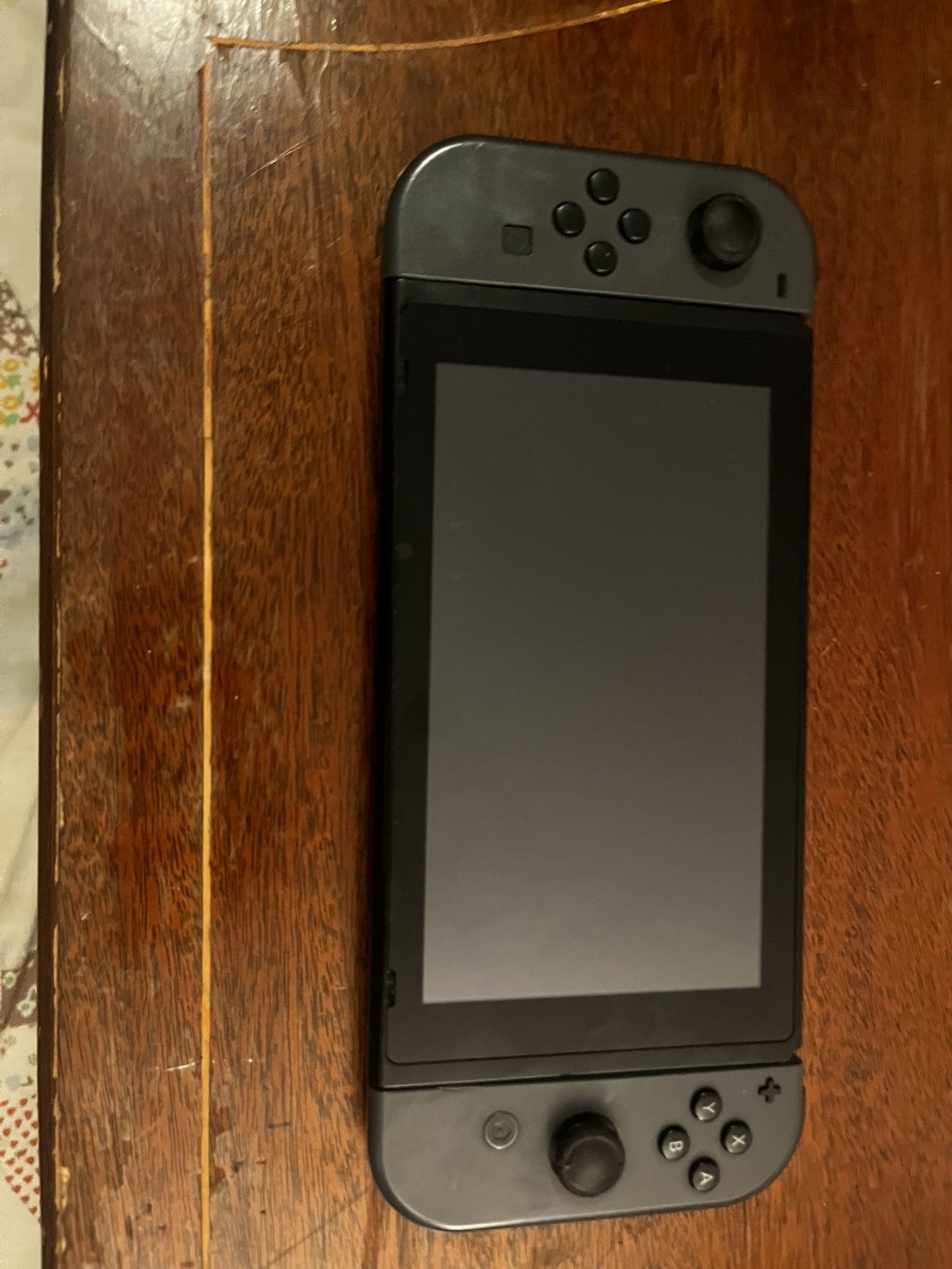 Nintendo Switch (1st Gen)