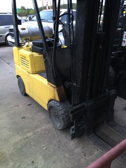 Forklift hyster 5000 lb triple triple Sade shift