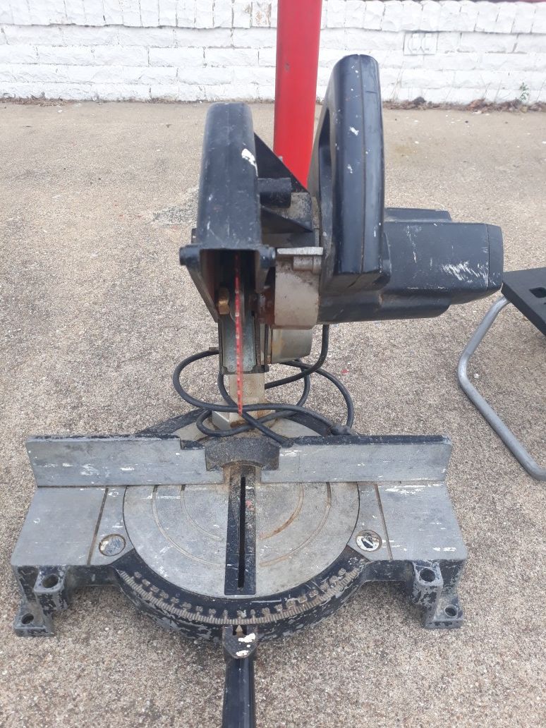 Black and decker miter saw