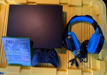 Microsoft Xbox One X | 1TB (Bundle)