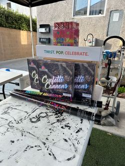 Confetti cannons bundle