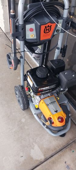 HUSQVARNA WATER PRESSION MACHINE 3200 MAX PSI