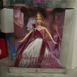 2005 Holiday Barbie