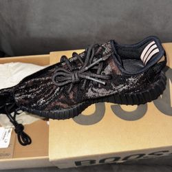 Yeezy Boost 350 V2 Mx Rock
