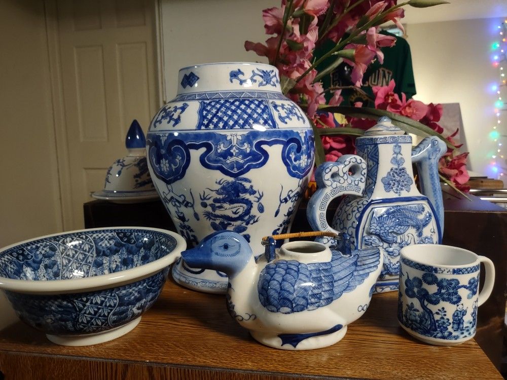 Antique Asian Vase And Glasswear