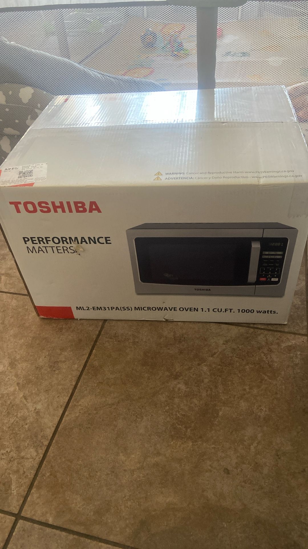 Brand New Toshiba Microwave