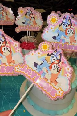 Centerpieces signs