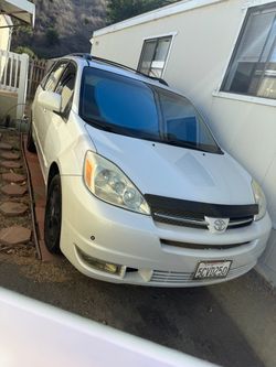 2004 Toyota Sienna