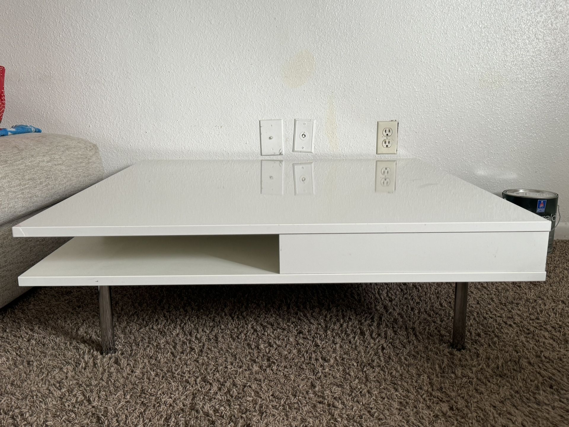 White Center Table 